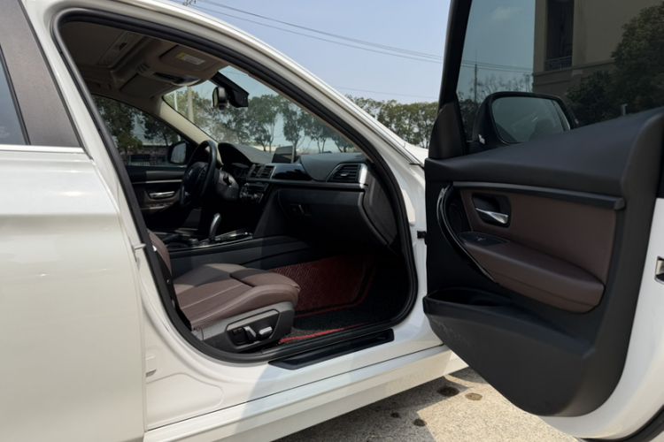 Used BMW 3 Series 2018 320Li Fashion Model
