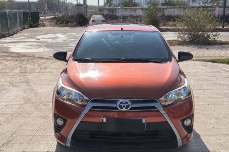 Used Toyota YARiS L Zhi Xuan 2015 1.5G Automatic Orange Limited Edition Exterior 1