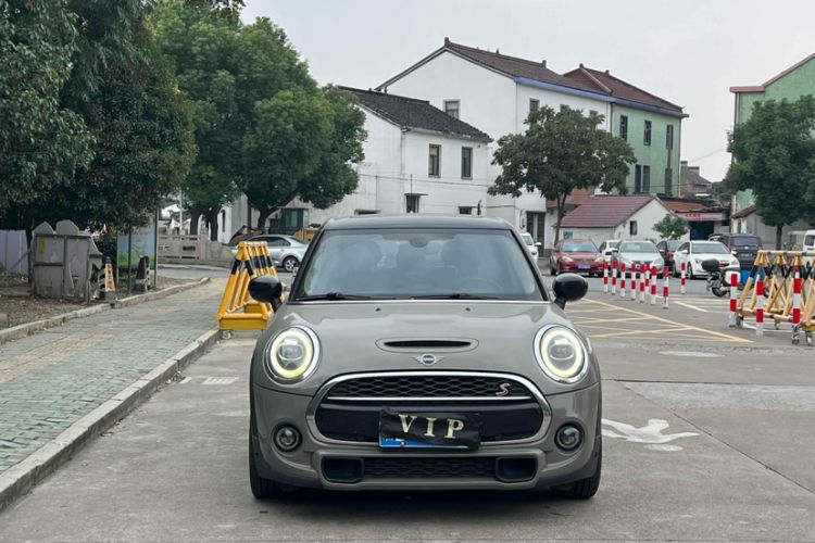 Used MINI 2019 2.0T COOPER S Classic Edition Five-Door Model