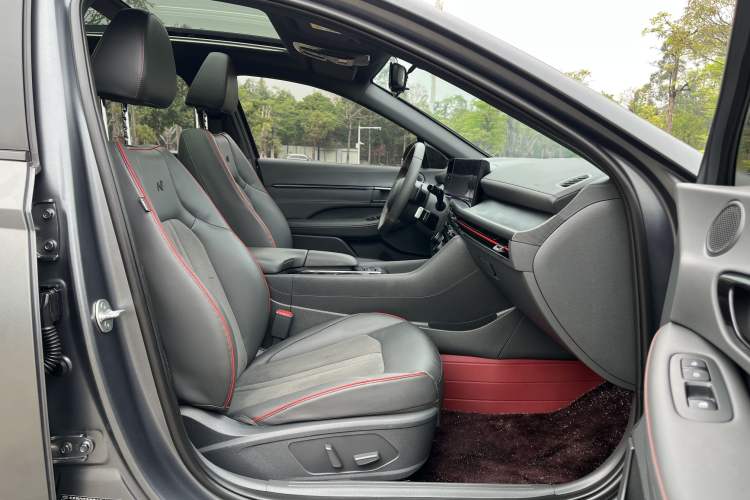 Used Hyundai Sonata 2024 2.0T N Line Pro Interior 2