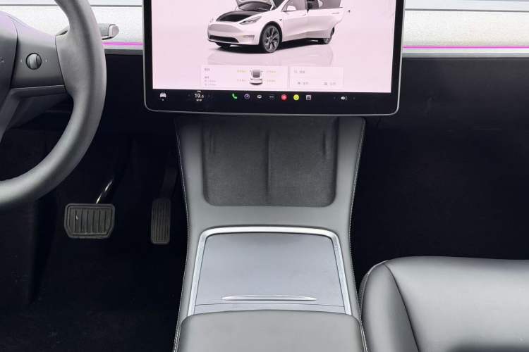 Used Tesla Model Y 2023 Long-Range All-Wheel-Drive Version
