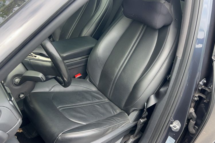 Used Nio ES6 2022 100kWh Performance Version Left Front Seat