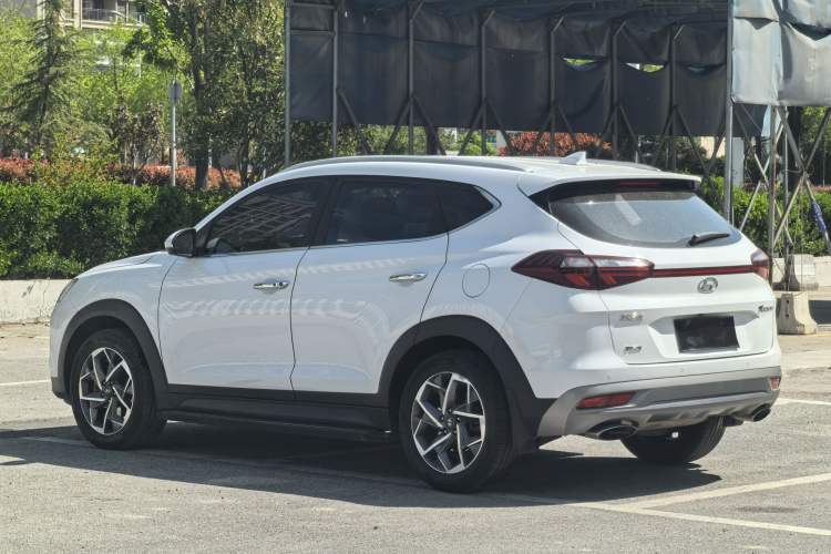 Used Hyundai Tucson 2019 280TGDi Dual-Clutch Two-Wheel Drive Smart Connect Version China VI