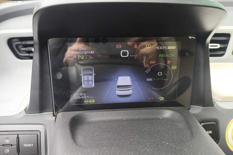 Used Wuling Hongguang MINIEV 2021 Macaron Fashion Model Lithium Iron Phosphate Odometer Close Up