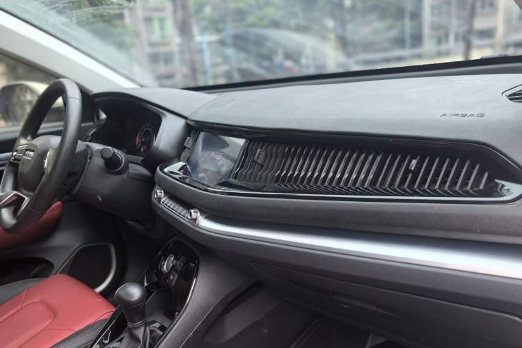 Used Haval H2s 2018 Blue Label 1.5T Dual-Clutch Fashion Edition