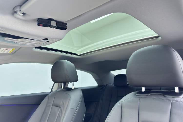 Used Audi A5 2021 Coupe 40 TFSI Fashionable and Dynamic Model Interior 5