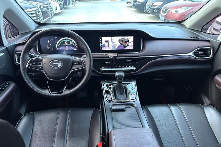 Used GAC Trumpchi M6 2021 PRO 270T DCT Luxury Edition
