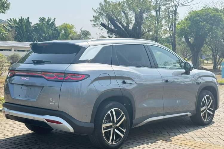 Used BYD Song L DM-i 2025 Intelligent Driving Version 112 km Beyond-Range Type
