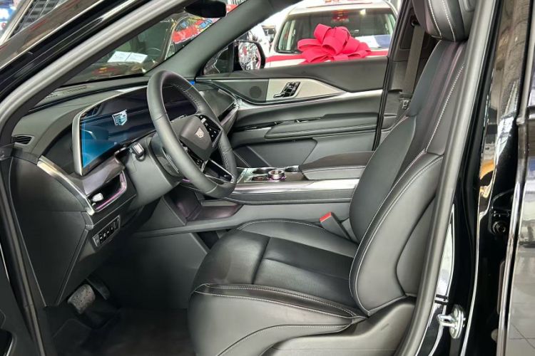 Used Cadillac XT5 2025 2.0T Luxury Version