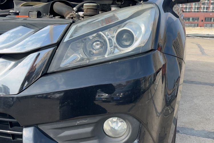 Used Isuzu mu-X 2015 2.5T Four-Wheel Drive Automatic Comfort Model 7 Seats