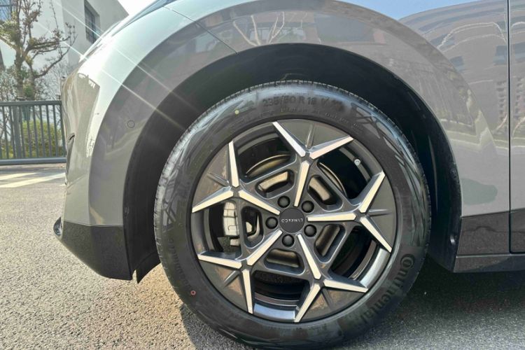 Used Lynk & Co Z20 2025 530 km Range Rear-Wheel Drive Max
