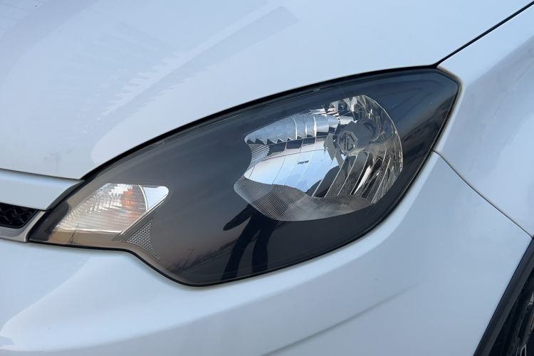 Used MG 3SW 2015 1.5L AMT Elite Model
