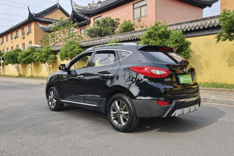 Used Hyundai ix35 2015 2.0L Automatic 2WD Smart Type China IV Exterior 5