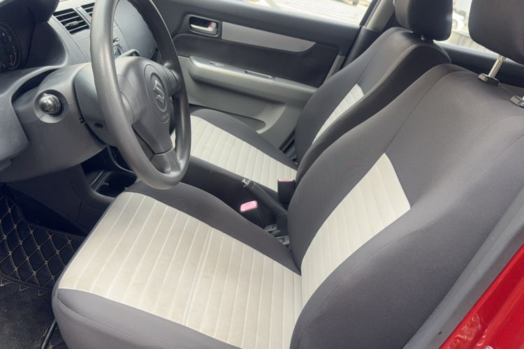 Used Suzuki Swift 2014 1.5L Automatic Fashion Edition
