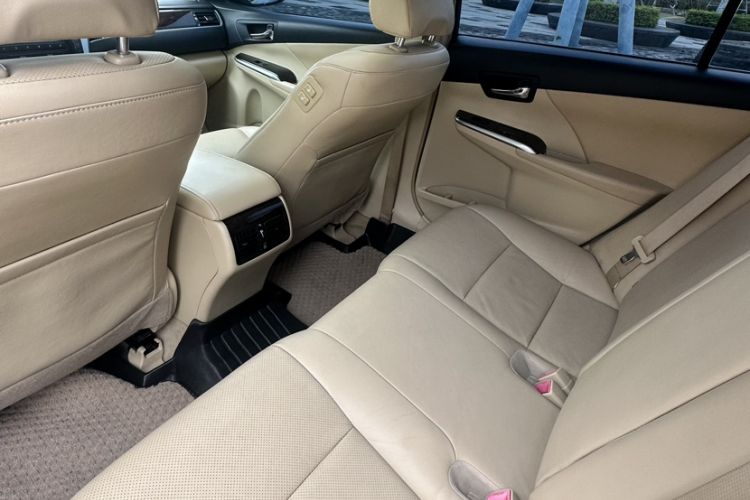 Used Toyota Camry 2016 2.0G 10th Anniversary Leading Edition