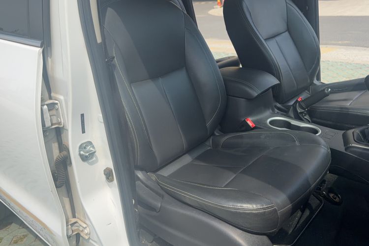 Used Dongfeng Palazzo 2021 1.8T Manual Two-Wheel Drive Elite Edition