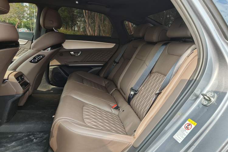 Used BYD Han 2023 DM-i Champion Edition 200KM Premium Model
