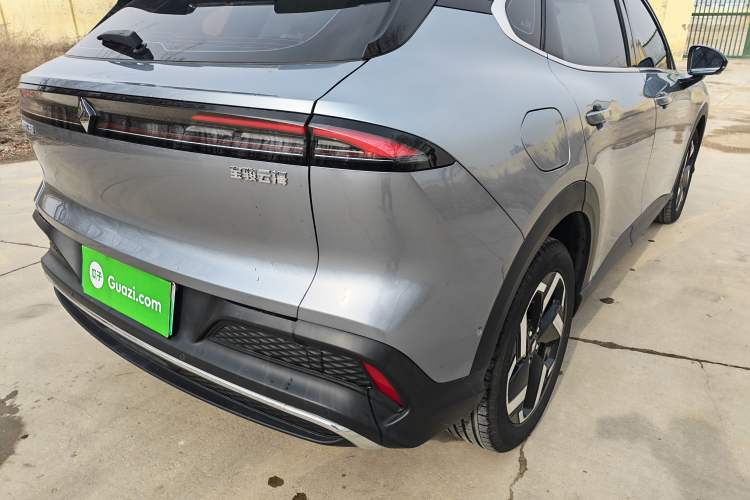 Used Baojun Yunhai 2024 140km Plug-in Hybrid Version