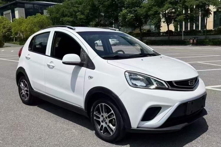 Used Geely Auto Vision X1 2017 1.3L Manual Frenzy Edition