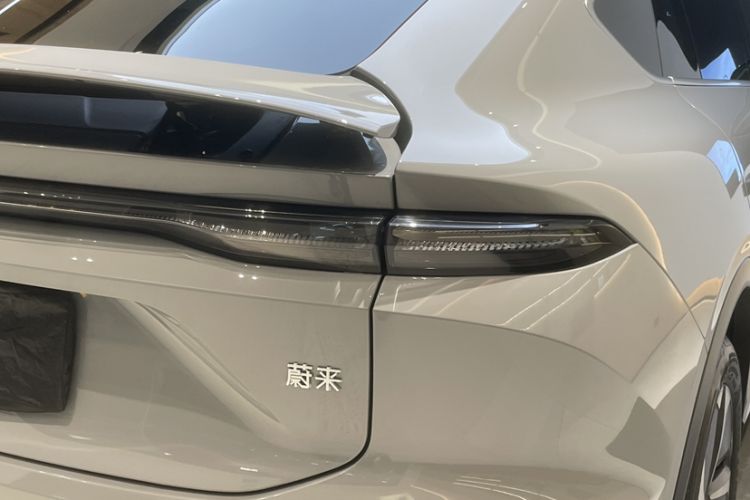 Used Nio EC6 2024 75 kWh Exterior 3