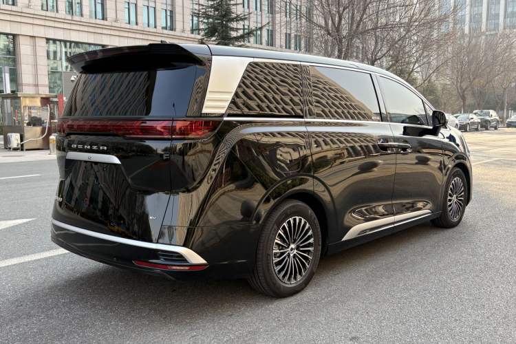 Used Denza D9 2024 EV 620 Premium Model