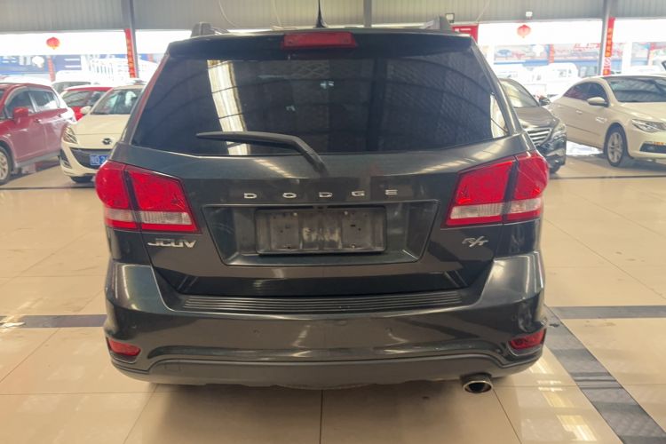 Used Dodge Journey 2013 2.4L Two-Wheel Drive Luxury Version