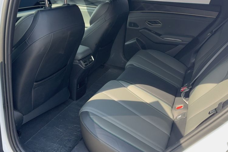 Used BYD Qin L 2025 DM-i Smart Drive 80KM Leading Model
