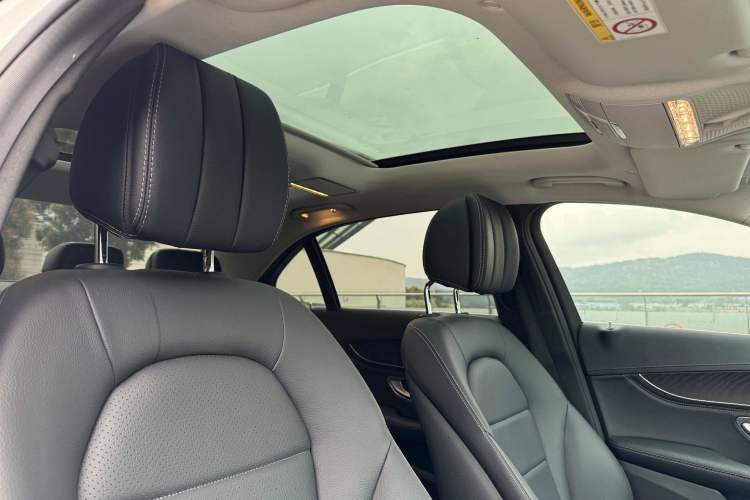 Used Mercedes-Benz C-Class 2019 C 260 L Sport Edition Headliner