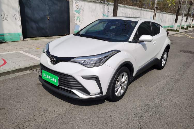 Used Toyota IZOA 2021 2.0L Enjoy Edition