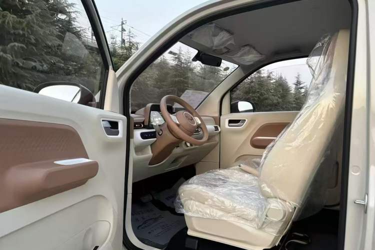 Used Wuling Hongguang MINIEV 2024 3rd Generation 215km Youth Edition