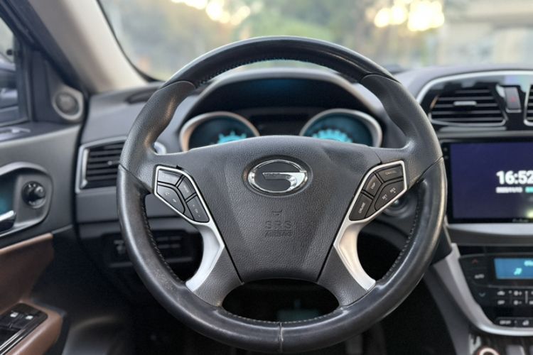 Used GAC Trumpchi GS5 Super 2016 2.0L Automatic Two-Wheel Drive Anniversary Edition
