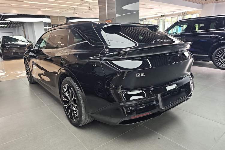 Used Zeekr 007GT 2025 Long-Range Rear-Wheel Drive Intelligent Driving Version 100 kWh Exterior 3