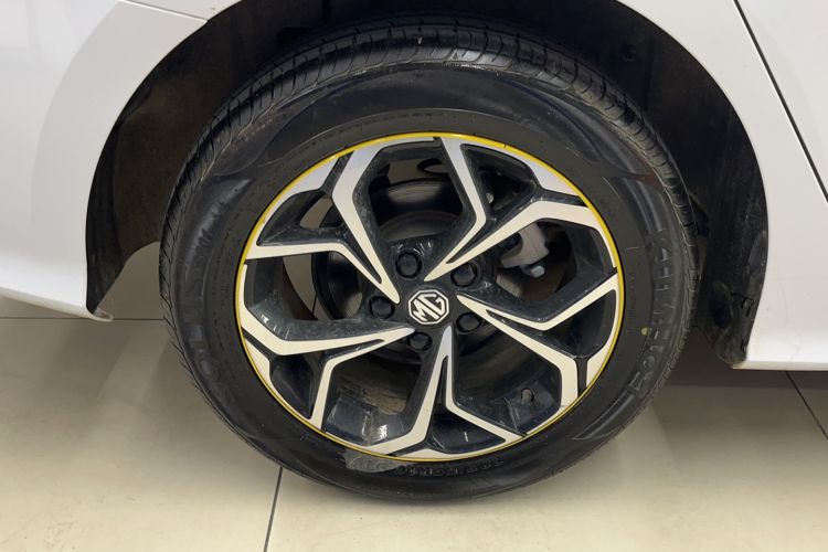 Used MG 5 2023 180 DVVT Manual Fashion Edition
