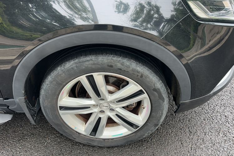 Used Zotye T700 2017 1.8T Dual-Clutch Luxury Model
