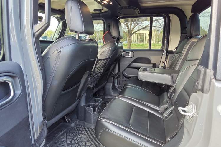 Used Jeep Gladiator 2022 3.6L Pioneer Edition