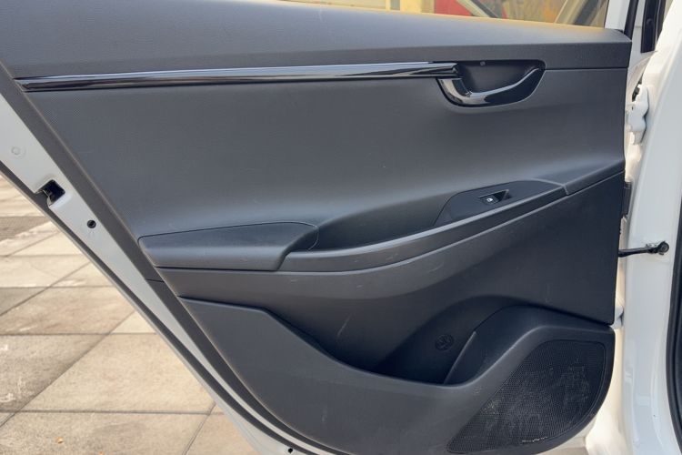 Used Hyundai Celesta 2018 1.6L Automatic GL Enjoyment Edition China VI compliant