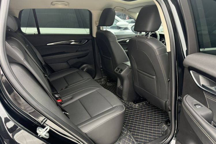 Used Buick Envision 2022 Encore Plus 652T Five-Seat All-Wheel-Drive Luxury Model