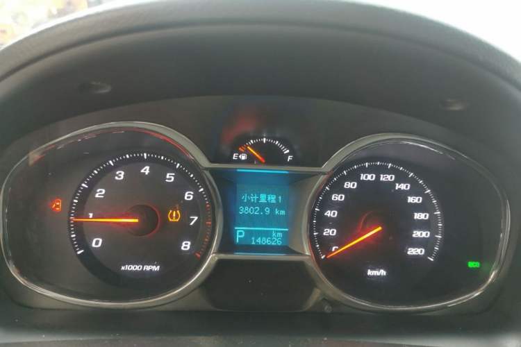 Used Chevrolet Captiva 2017 2.4L 4x4 Flagship Edition 7-Seater