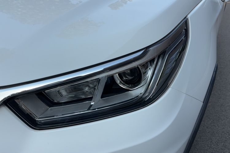 Used BYD Yuan New Energy 2018 EV360 Smart Connected Cool Model Left Front Headlight