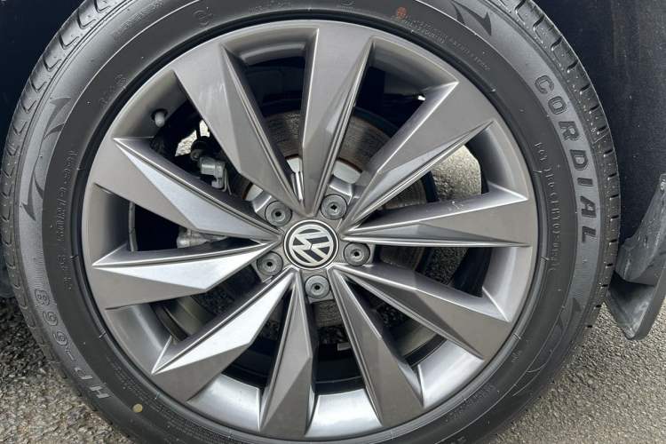 Used Volkswagen Tayron 2019 330TSI Two-Wheel Drive Luxury Model China VI Standard
