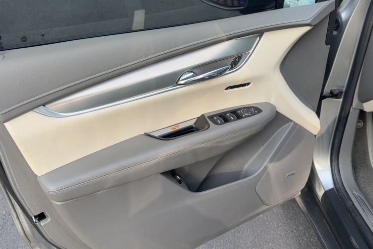 Used Cadillac XT5 2022 2.0T Four-Wheel Drive Luxury Version (Hummingbird Edition)
