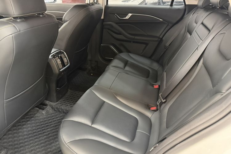 Used Bestune B70 2023 Third Generation 1.5T Automatic Enjoyment Version Interior 4