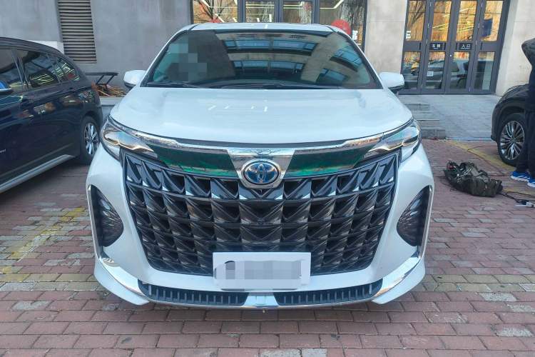 Used Toyota Granvia 2023 2.5L Hybrid Luxury Edition Exterior 9