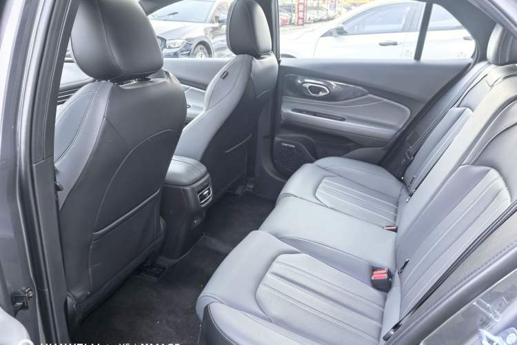 Used GAC Trumpchi EMPOW 2024 270T DCT Yingbao S Edition Interior 3