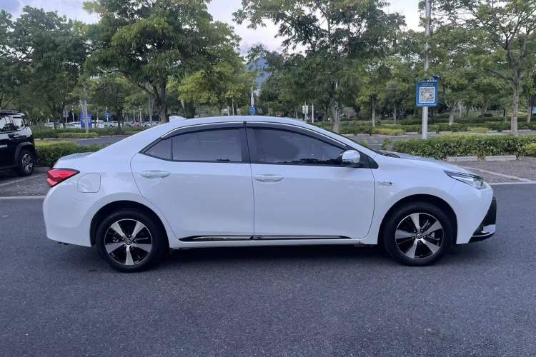 Used Toyota Levin Hybrid E+ 2019 1.8L GS E-CVT Elite Model with Sunroof