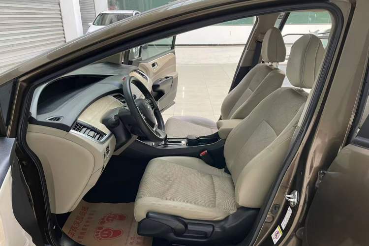 Used Honda Jade 2016 1.8L Automatic Comfort Elite Version 5 Seats