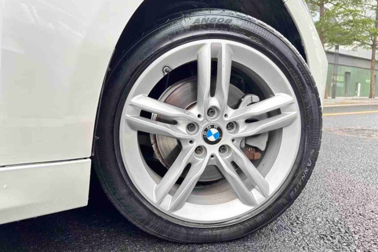 Used BMW 1 Series 2020 120i M Sport Package Exterior 1