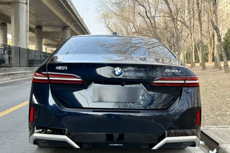 Used BMW 5 Series 2024 530Li Leading Model M Sport Package Exterior 4