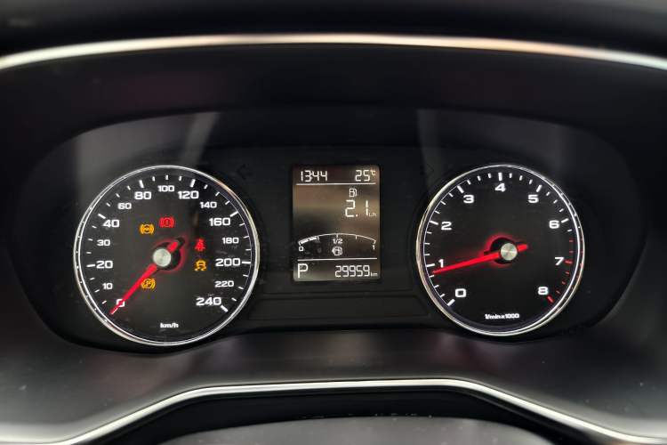 Used Roewe RX8 2019 30T Two-Wheel Drive Supreme Flagship Edition
