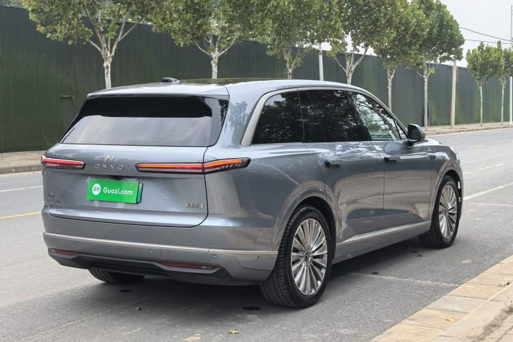 Used ONVO Luxeed L90 2025 Model—Max Six-Seater Version
